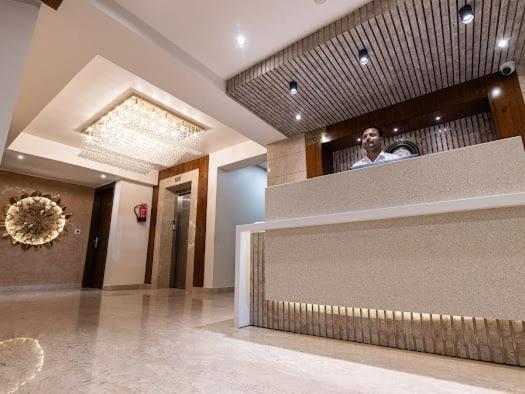 Hotel Emerald Inn Бхопал Экстерьер фото